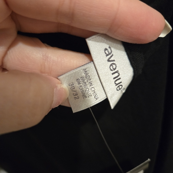 Avenue NWT Black Button-Down Midi Dress - Picture 6 of 8